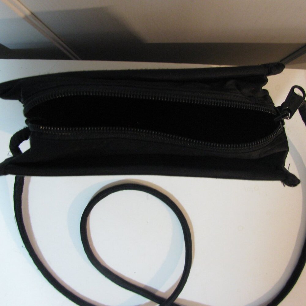* Baskets of Cambodia Crossbody Purse Bag Woven & Cloth Zip Close Pockets - Picture 3 of 6